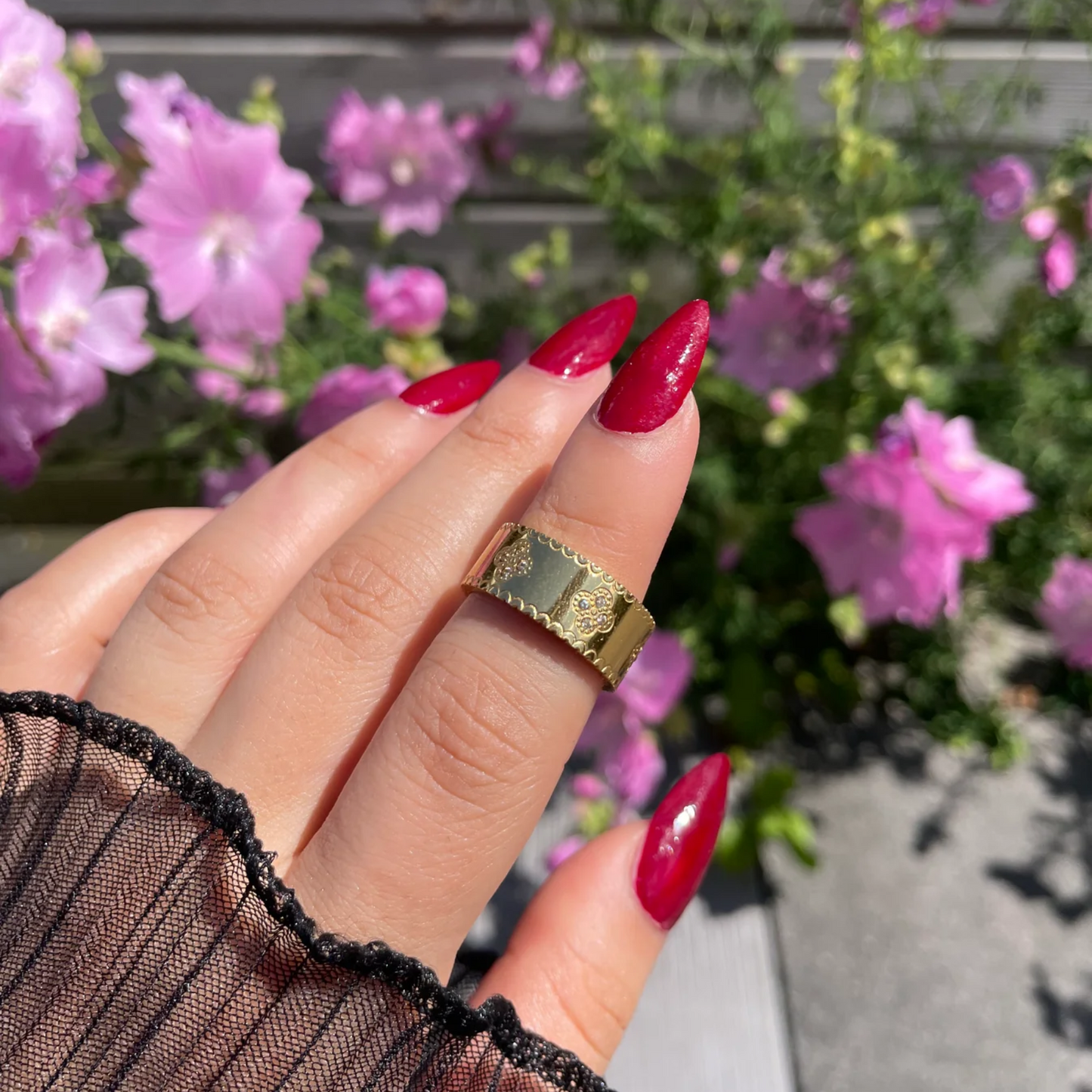 KLEEBLATT RING